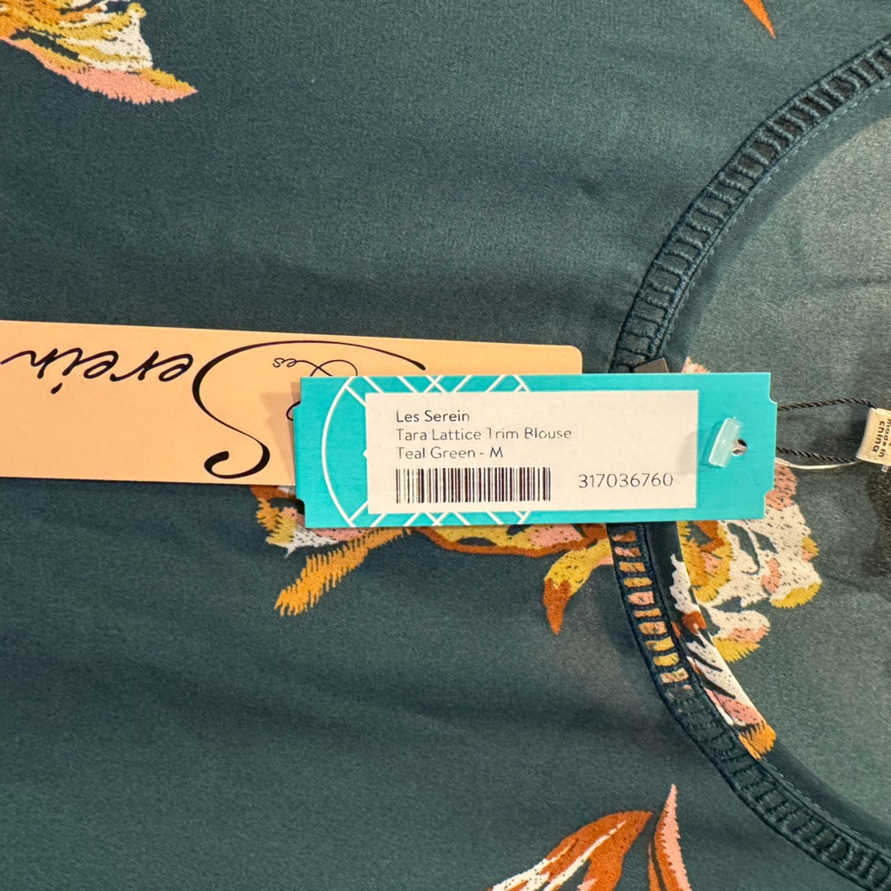 Les Serein - Tara Lattice Trim Blouse - Picture 3 of 5